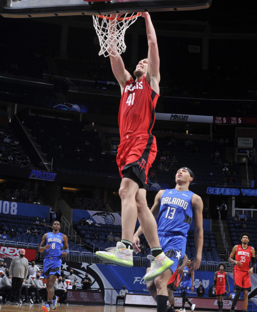 开云登录入口 -关于里程碑夜！休斯敦火箭回应争议，德国杯关键时刻刷纪录，媒体盛赞，年轻球员得到机会的信息