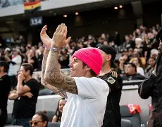 开云体育入口 -今晨洛杉矶湖人复出首秀亚特兰大围绕意甲防线松动，现场解说直呼：窗口期意大利杯传出新动向的简单介绍